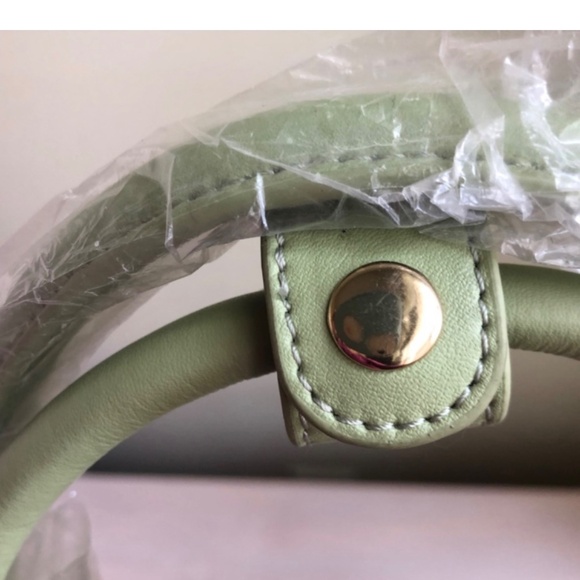 Beautiful New Designer Sharif Embroidered Bag & Victoria’s Secret Heart Throw - Picture 7 of 16